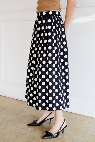 POLK DOT PLEATED CIRCLE MIDI SKIRT: BLACK-WHITE DOT / S - Lulu Bella Boutique