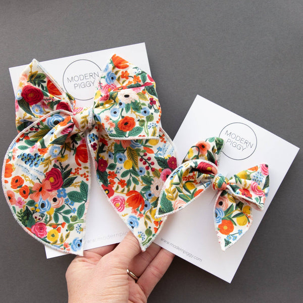 Rifle | Petite Party Bow: Alligator Clip - Lulu Bella Boutique