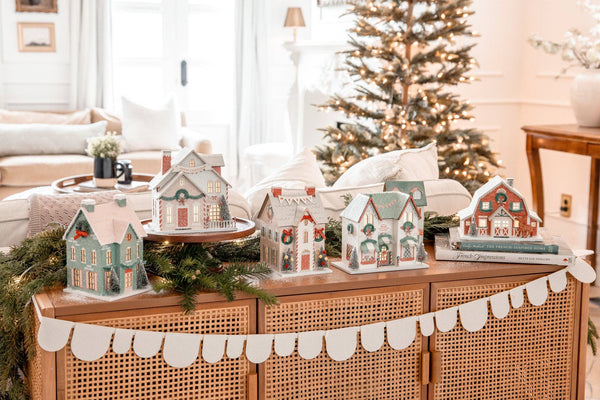 VIL1250 - Santa's House - Lulu Bella Boutique