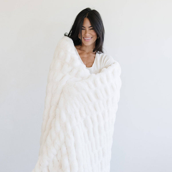 DOUBLE RUCHED FAUX FUR XL THROW BLANKETS: Flax - Lulu Bella Boutique