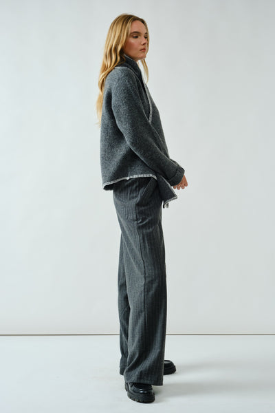 Soft Pullover Contrast Stitches Sweater With Scarf