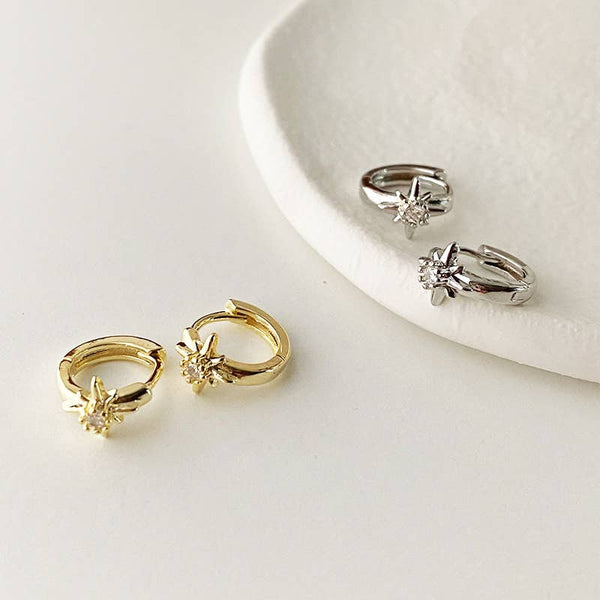 E168 star huggie earring, star huggies, star hoop, starburst: Yellow Gold - Lulu Bella Boutique