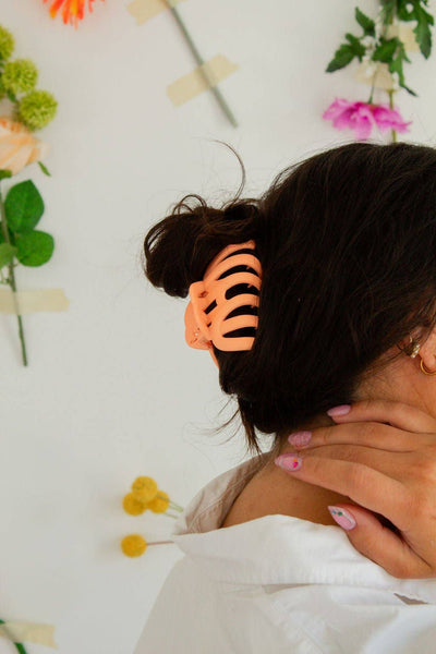 Octopus Claw Clip: Peach - Lulu Bella Boutique