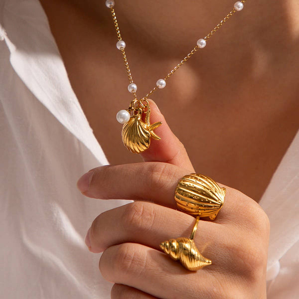 OCEAN SERIES PEARL STARFISH SHELL NECKLACE_CWAJE1366: GOLD / (OS) 2 - Lulu Bella Boutique