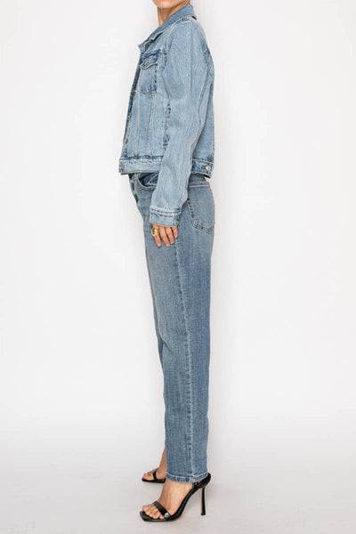 CLASSIC TRUCKER DENIM JACKET : SMALL - Lulu Bella Boutique