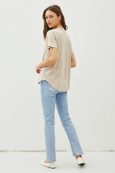 Basic V-Neck Short Sleeve T-Shirt - Lulu Bella Boutique