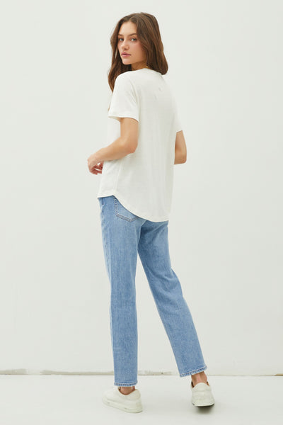 Basic V-Neck Short Sleeve T-Shirt - Lulu Bella Boutique