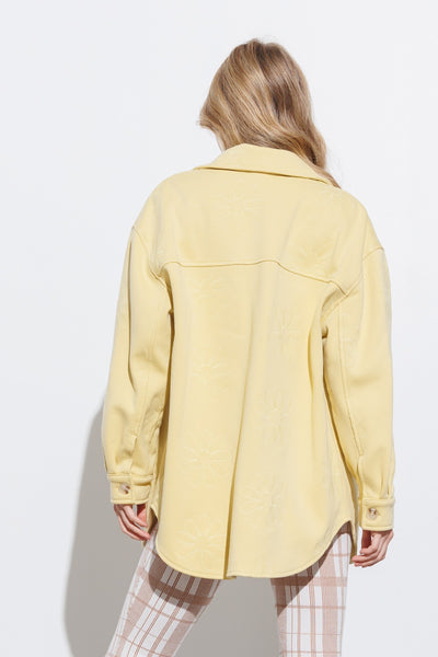 This jacket will add some happiness to your day! It'll have you looking on the bright side with this perfect shade of yellow, and the sweetest daisies embroidered throughout. We also love that it comes in a full range of sizes!