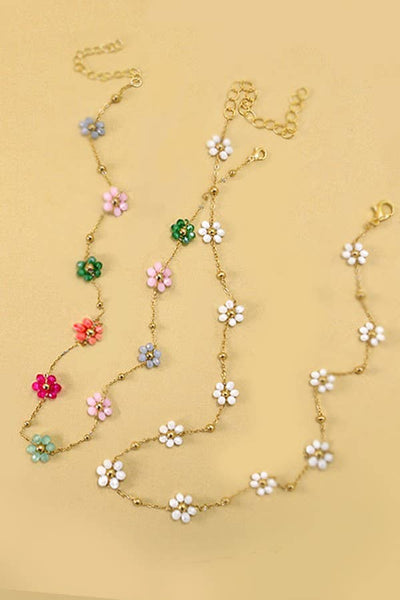 SUMMER MULTI BEADED FLOWER CHARM NECKLACE | 40NK308: White - Lulu Bella Boutique