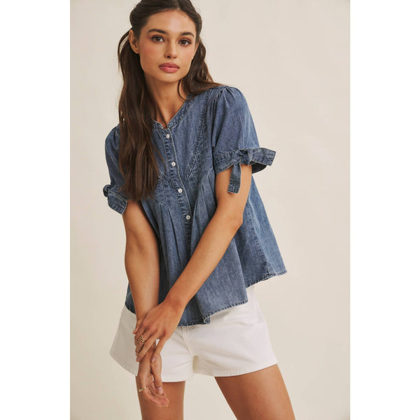 SUNNY DAY MINERAL-WASHED DENIM PINTUCK SHIRT WITH TIE SLVS: WASHED DENIM / S - Lulu Bella Boutique