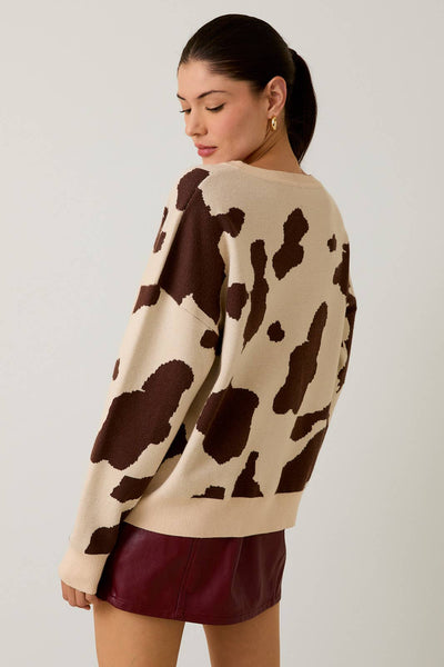 V-NECK LONG SLEEVE COW PATTERN SWEATER: CREAM-BROWN ANIMAL / L - Lulu Bella Boutique