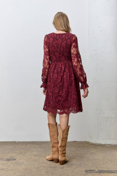 LACE V-NECK SMOCKED BODICE DRESS: BURGUNDY