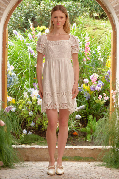 RP2685 - Romantic Garden Lace Dress: S - Lulu Bella Boutique