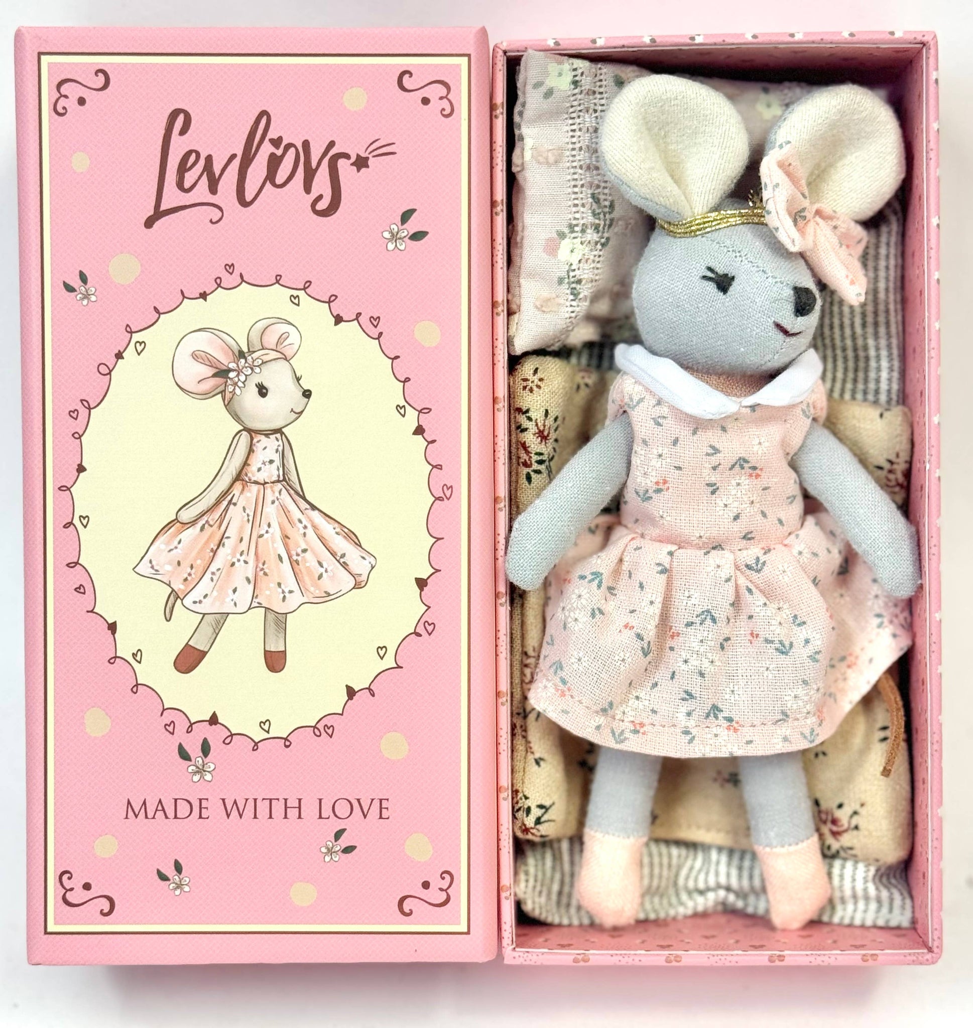 Sherry Blossom Mouse in a Box 