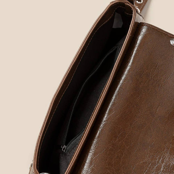 Glossy Leather Rivet Trim Shoulder Bag: SBK