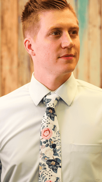 Burst - Pink and White Floral Tie: 3.25" Standard Tie - Lulu Bella Boutique