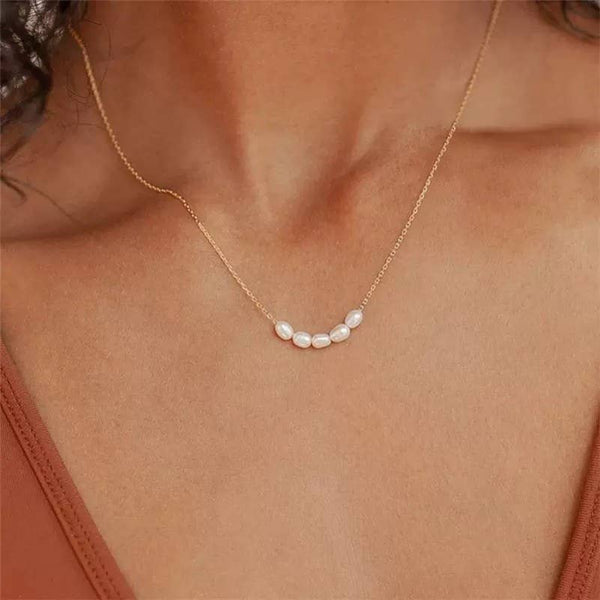 STAINLESS STEEL NON-TARNISH PEARL NECKLACE | 40NK9692: Gold - Lulu Bella Boutique