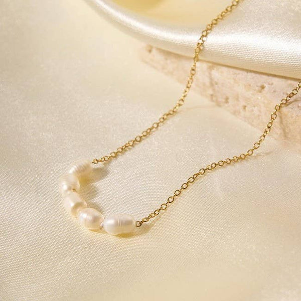 STAINLESS STEEL NON-TARNISH PEARL NECKLACE | 40NK9692: Gold - Lulu Bella Boutique