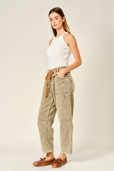 BARREL CORDUROY PANTS WITH EYELET WAIST: CAMEL