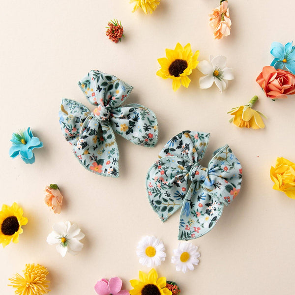 Secret Garden | Petite Party Bow: Alligator Clip