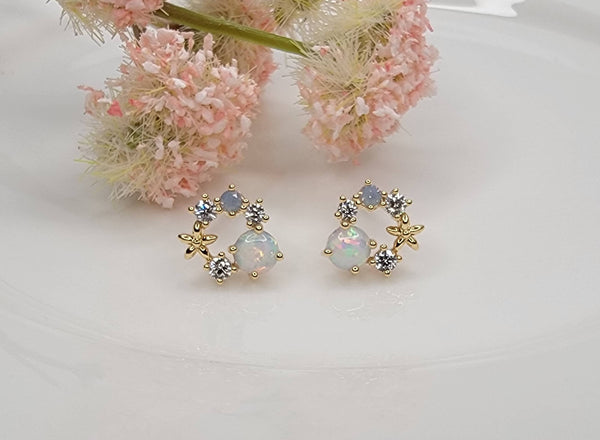 LAB GROWN OPAL POST EARRINGS.: White