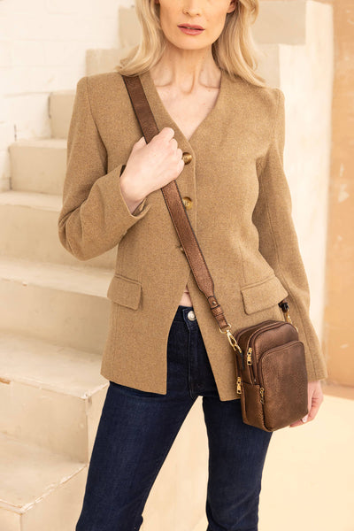M2080 Parker 3 Compartment Crossbody w/ Pouch: Light Gold - Lulu Bella Boutique