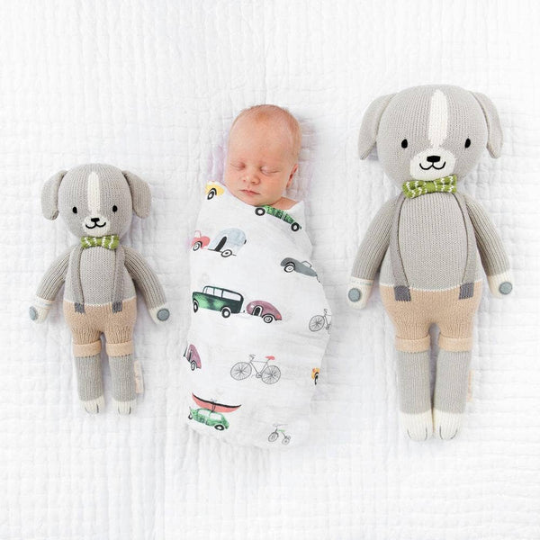 Noah the dog, gives 10 meals: Little - 13"