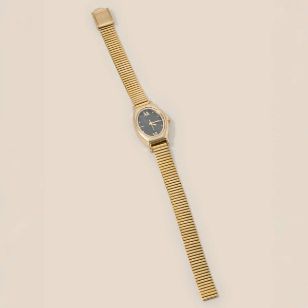 Snake Band Oval Style Watch: SWH