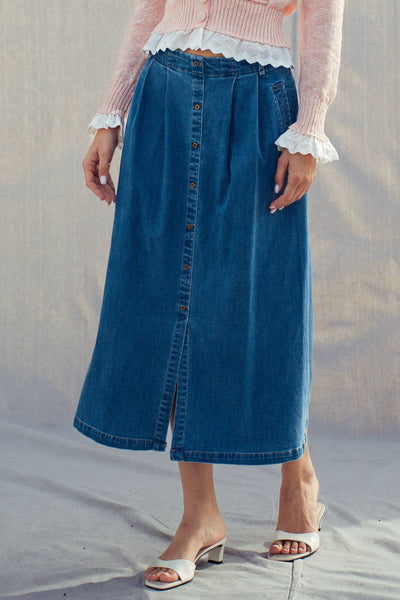 Button-Front Denim Midi Skirt: DENIM / S-2/M-2/L-2 - Lulu Bella Boutique
