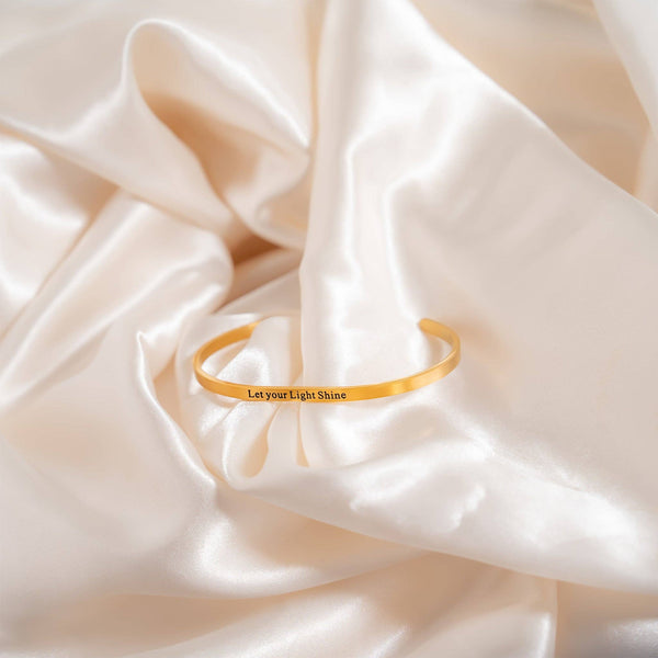 18K Gold PVD Stainless Steel Let your Light Shine Bracelet: Gold