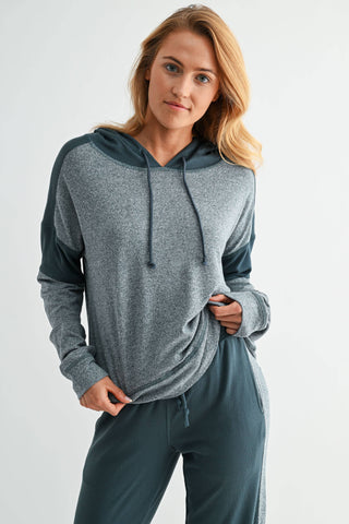 Cozy Contrast Brushed Hacci Lounge Set: MIDNIGHT NAVY