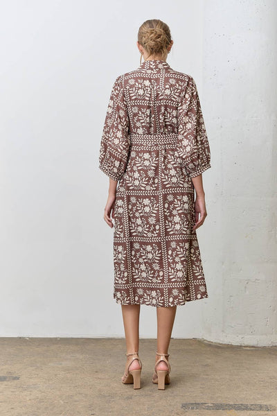 BORDER FLORAL PRINT SHIRT DRESS: BROWN/IVORY