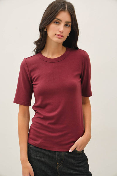 ULTRA SOFT BASIC SHORT SLEEVE TOP : WINE