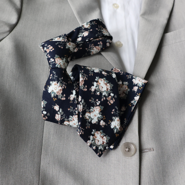 Kai Dark Blue Floral Skinny Tie