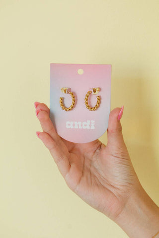 Twisted Stud Hoops: Gold