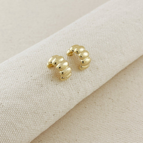 18k Gold Filled Scalloped C-Hoop Earrings - Lulu Bella Boutique