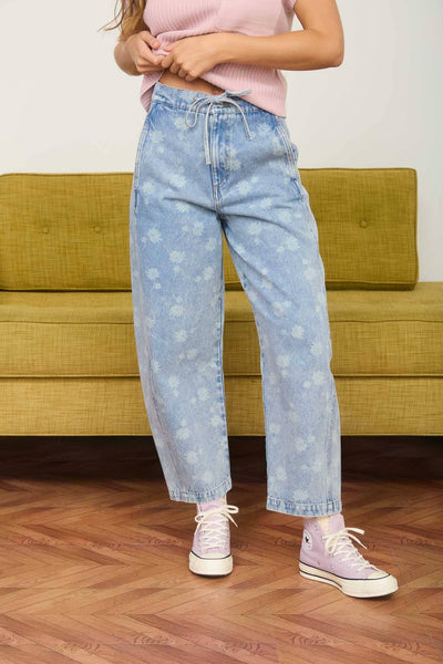 DANDELION WASHED DENIM DRAWSTRING DETAIL JEANS: LIGHT DENIM