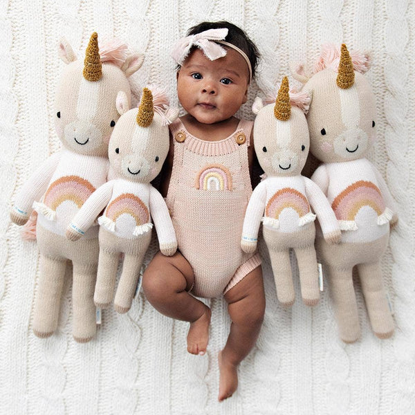 Zara the unicorn, gives 10 meals: Regular - 20"