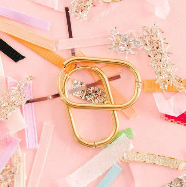 Rectangle Gold Huggies: 10mm