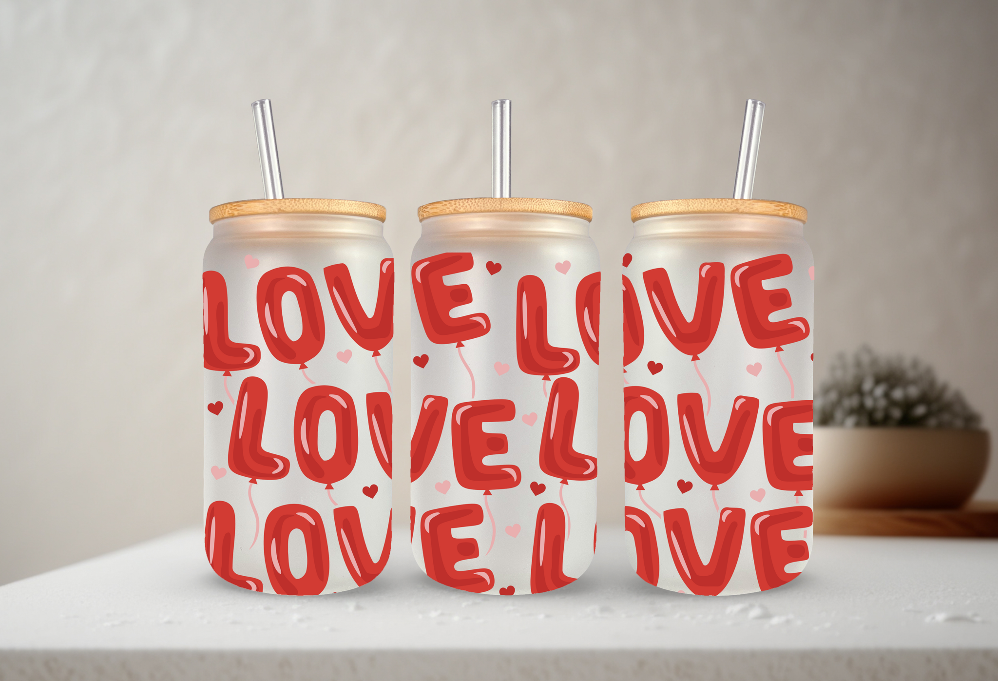 Love Balloons | VINYL| 20oz Can Glass with Bamboo Lid, Straw: Clear