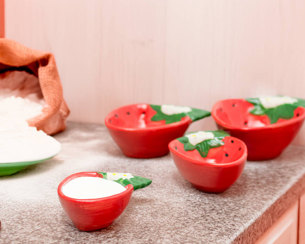 Strawberry Measuring Cups, set of 4 - Lulu Bella Boutique