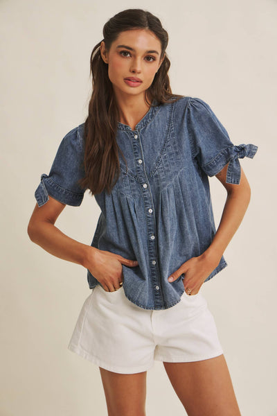 SUNNY DAY MINERAL-WASHED DENIM PINTUCK SHIRT WITH TIE SLVS: WASHED DENIM / S - Lulu Bella Boutique