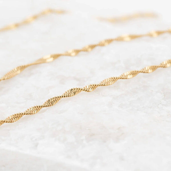 14K Gold Filled Plus™ Singapore Chain Necklace: Gold / 16"+2"