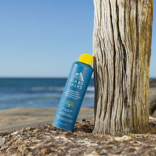 Men's Hydrating Antioxidant SPF 70 Sunscreen Spray Vit C