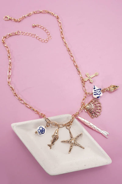 CHARM NECKLACE-PORCELAIN SEASHELL AND STARFISH | 80N92141: GOLD - Lulu Bella Boutique