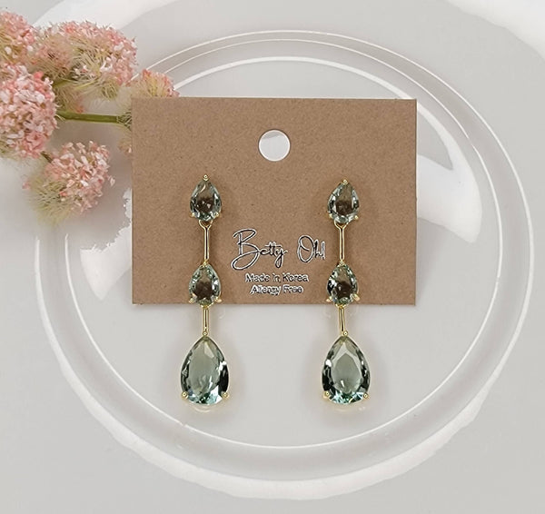 Handmade Semi-precious Stone Dangle Earrings: PEACH