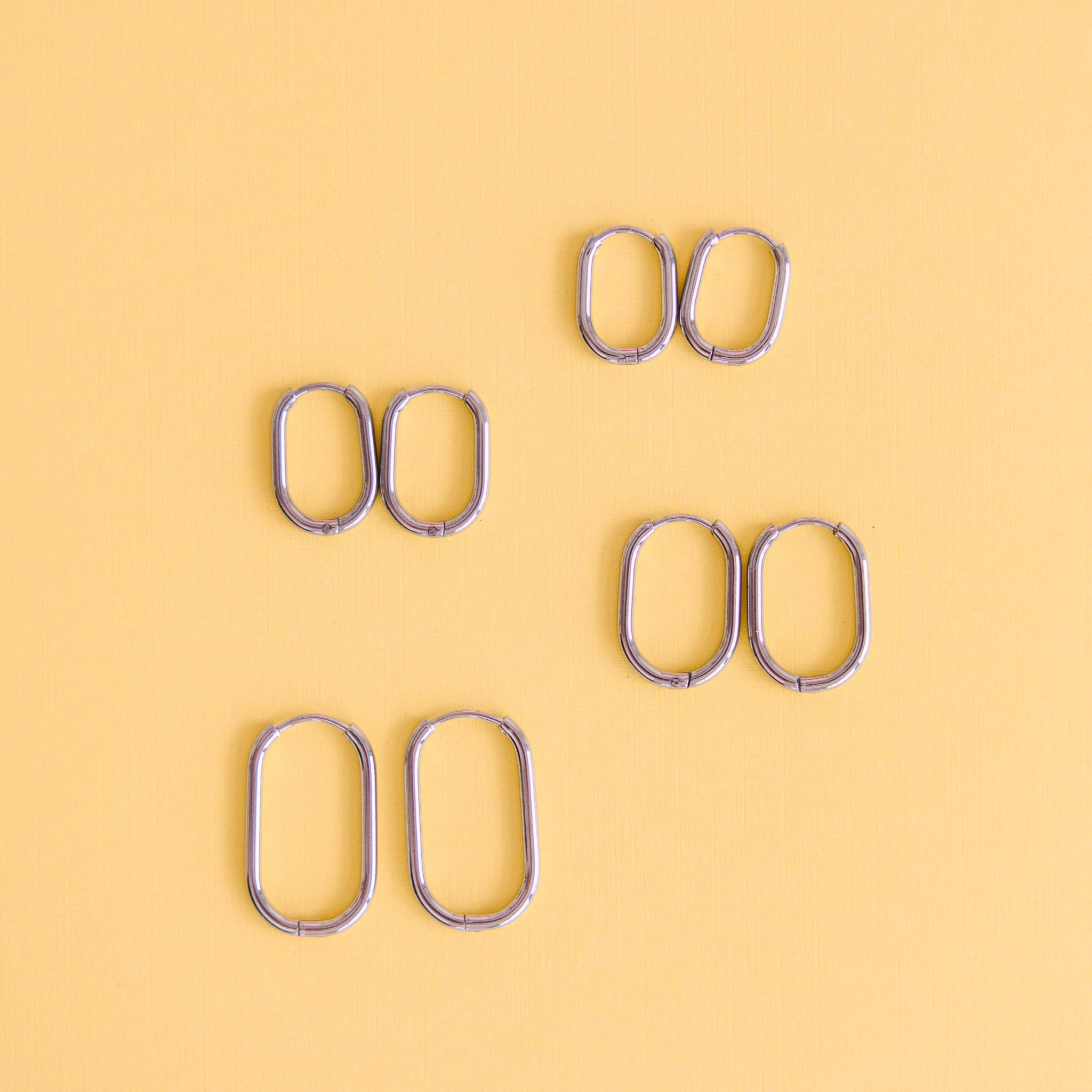 Rectangle Silver Huggies: 10mm