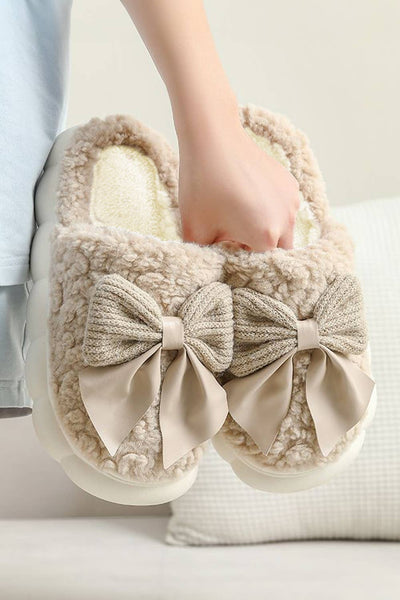 Bowknot Applique Plush Winter Slippers | US6-9.5: Pink / Standard / US9.5 (CN41)