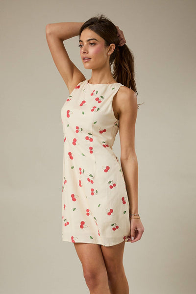 BOAT NECK SLEEVELESS CHERRY PRINTED MINI DRESS: CREAM-MULTI / S - Lulu Bella Boutique