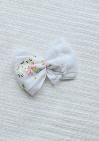 Vintage Handkerchief Bow on Clip •  Daisy Bouquet - Lulu Bella Boutique